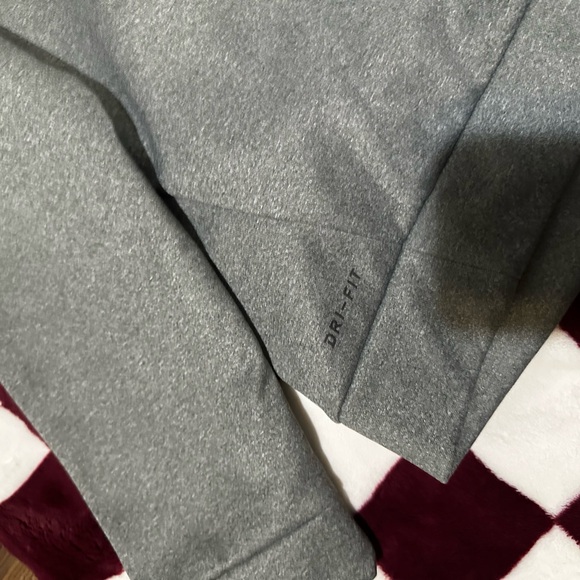 NIKE Half Zip sweater - Picture 2 of 3